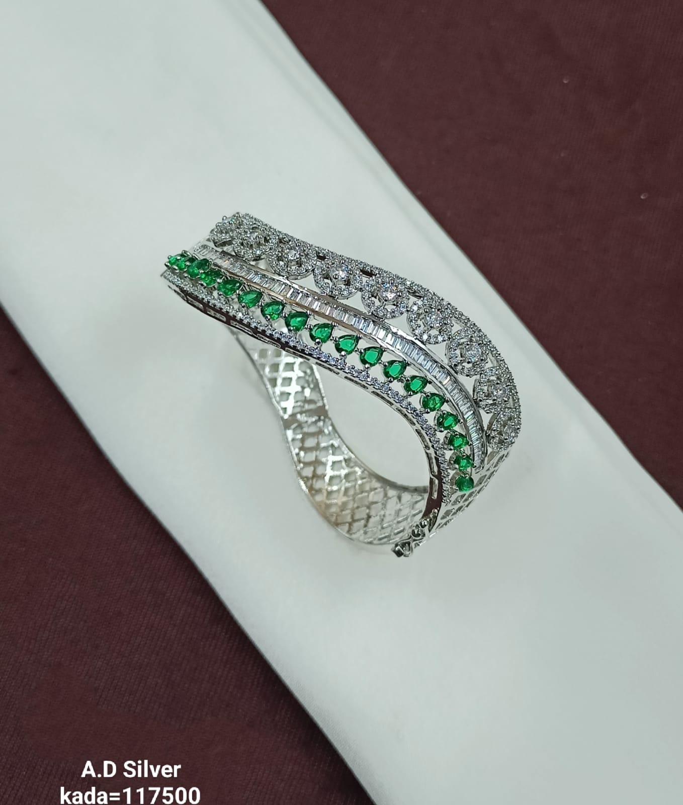 Elegant AD Silver Bracelet with Green & White Stone Wave Design – Lucentemarket